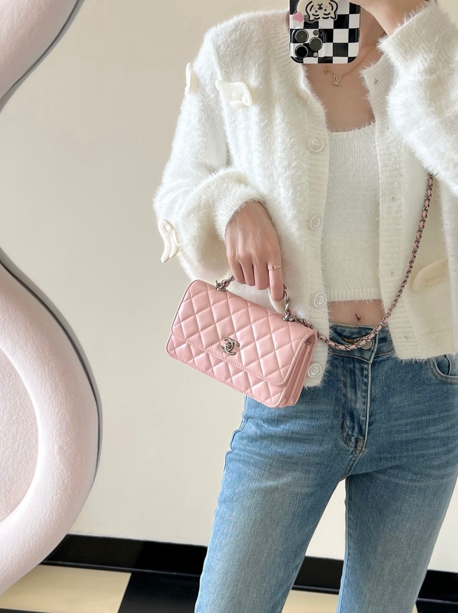 小香 23K秋冬 23K水鑽風琴小包淡粉_8