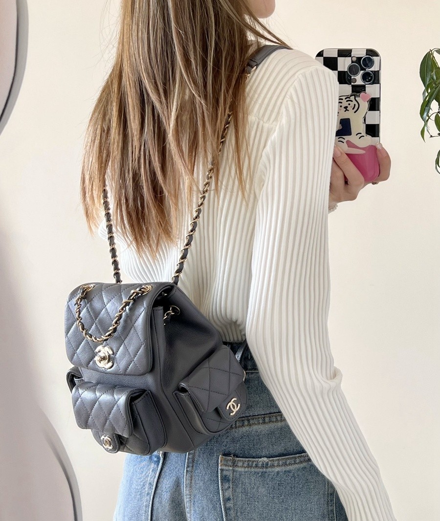 小香 23K 坦克雙肩背包 深灰小號_10