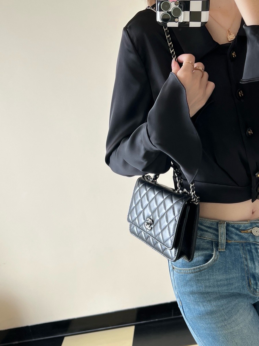 小香 23K秋冬 23K水鑽WOC 黑色_9