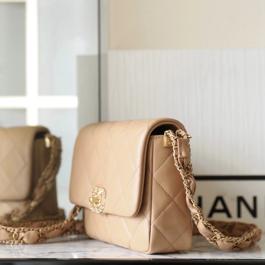 小香 23K秋冬 19系列口蓋包 奶茶色_2