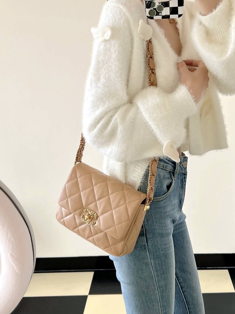 小香 23K秋冬 19系列口蓋包 奶茶色_12