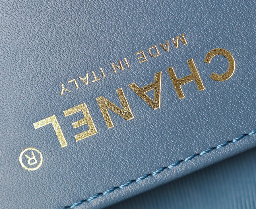 小香 23K秋冬 19系列口蓋包 牛仔藍_8