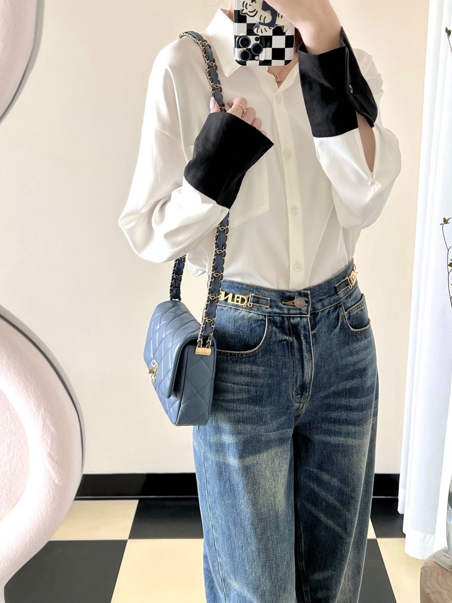 小香 23K秋冬 19系列口蓋包 牛仔藍_10