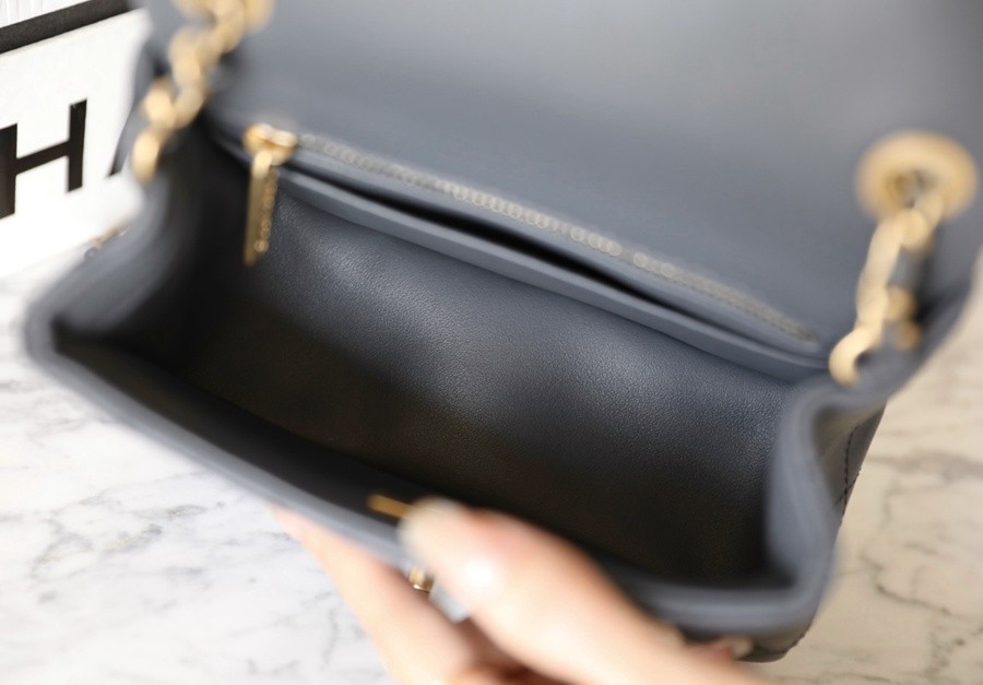 23K 小香新色金球口蓋包 金球調節扣方胖子 深灰_6