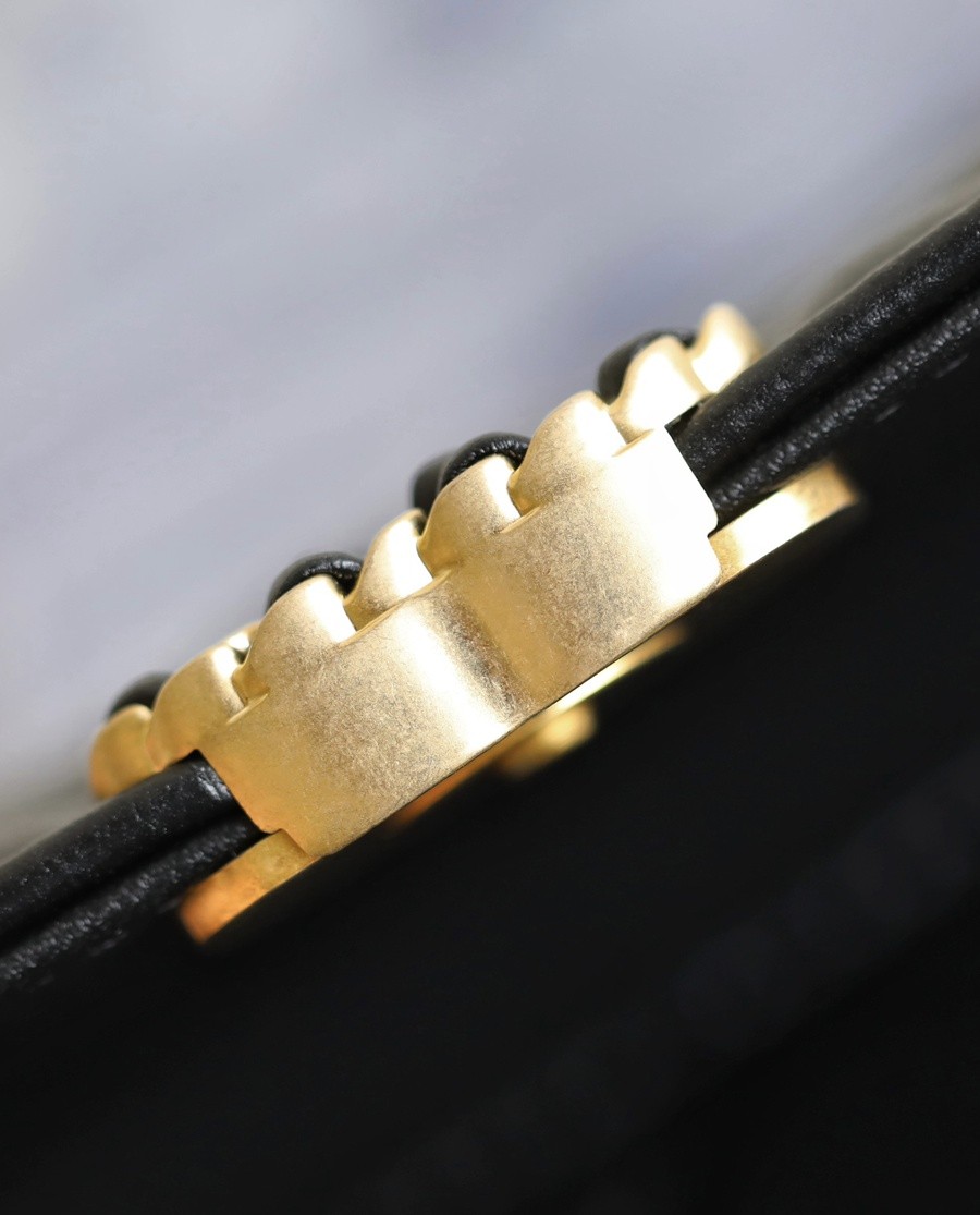 小香 23K秋冬 19系列風琴包 黑色_12