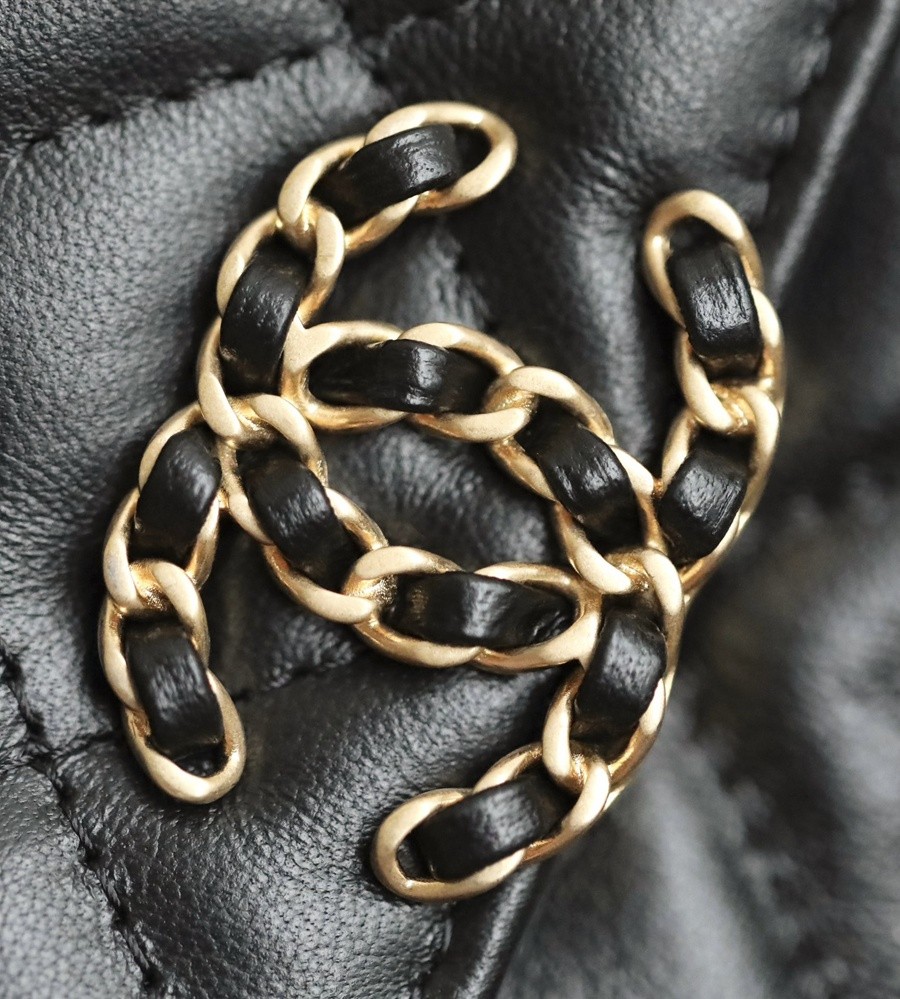 小香 23K秋冬 19系列手機包 黑色_9