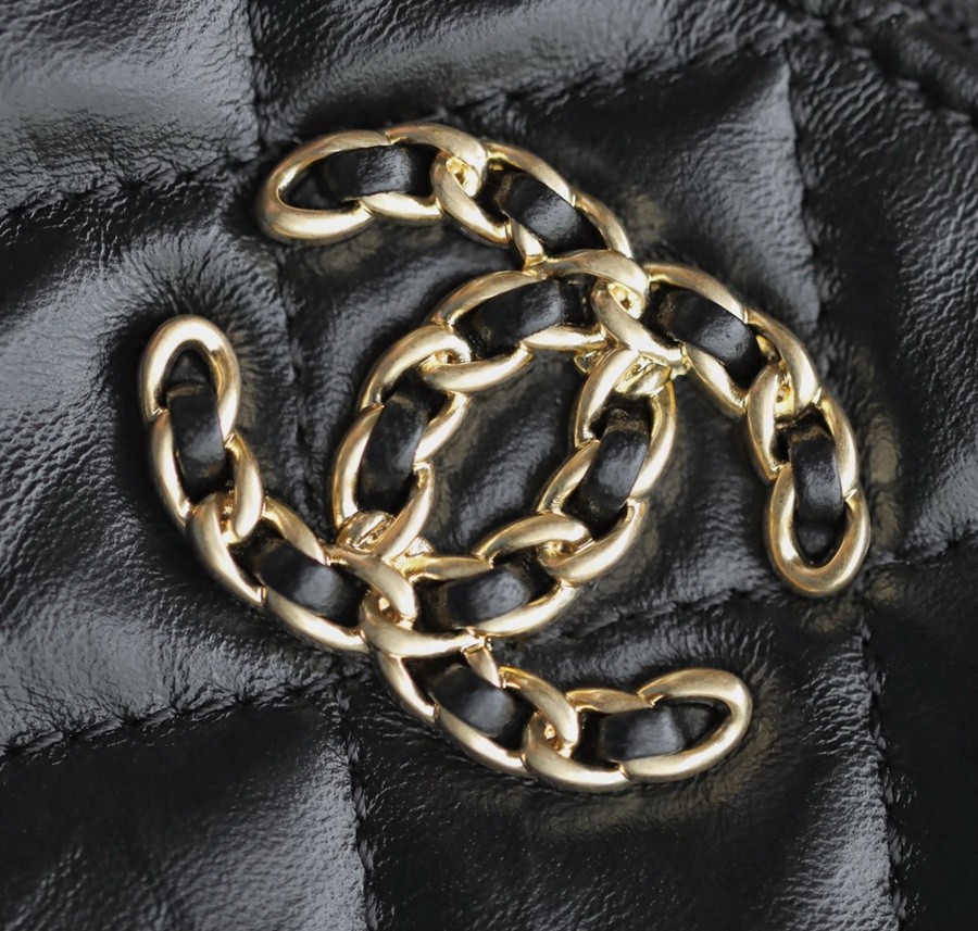 小香 23K秋冬 19系列腋下包 大號黑色_9