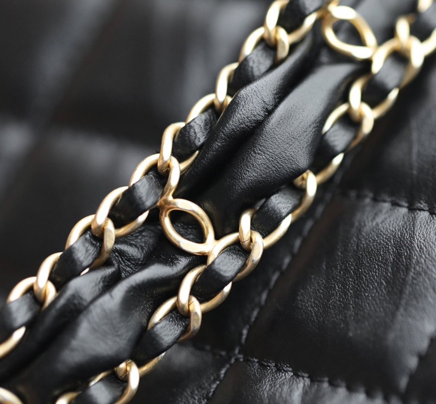 小香 23K秋冬 19系列腋下包 大號黑色_8