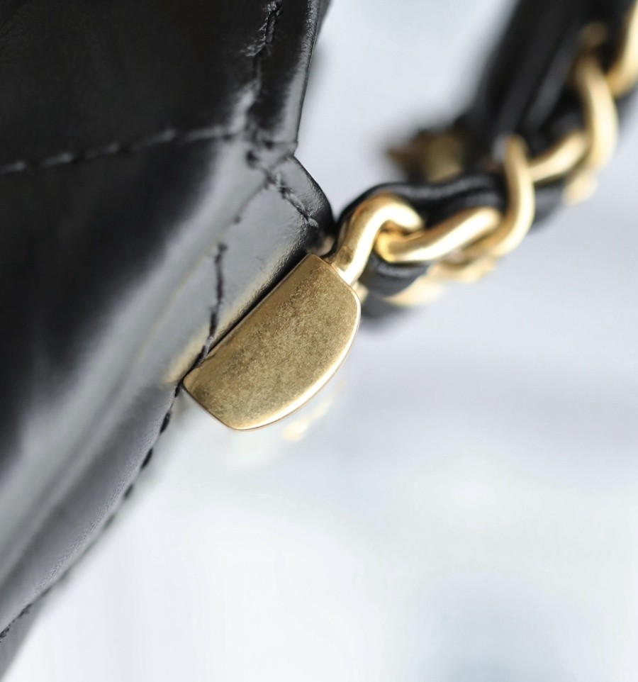 小香 23K秋冬 19系列腋下包 大號黑色_11