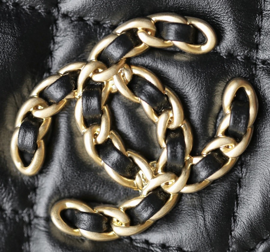 小香 23K秋冬 19系列腋下包 小號黑色_11