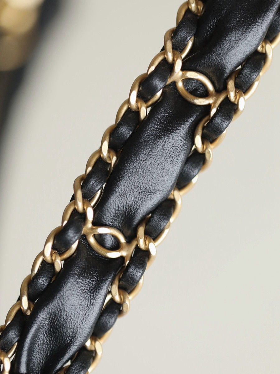 小香 23K秋冬 19系列腋下包 小號黑色_10