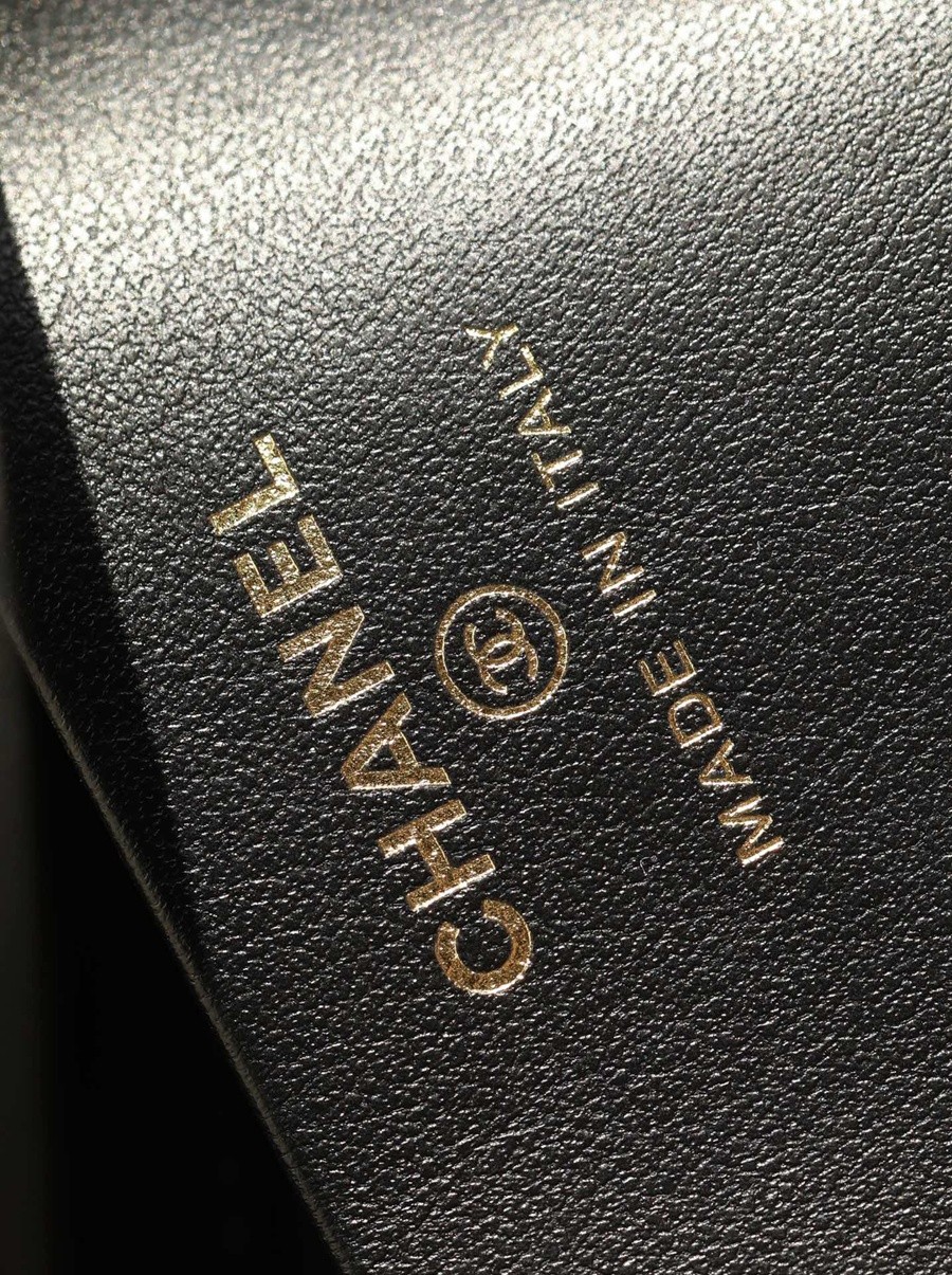 小香 24C早春 橫版mini31Bag 黑色_7