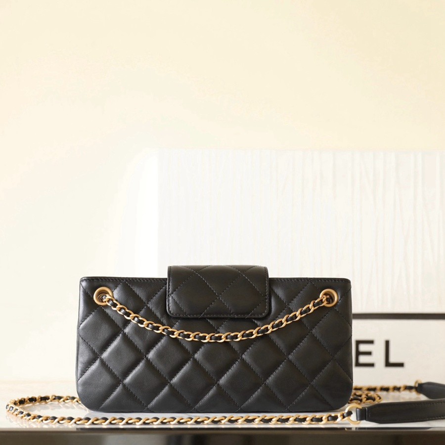 小香 24C早春 大logo法棍包 黑色_3