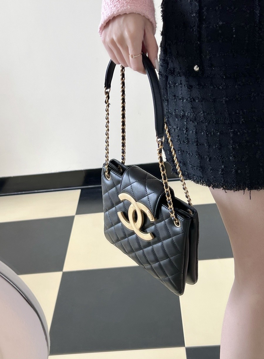 小香 24C早春 大logo購物袋 黑色_11