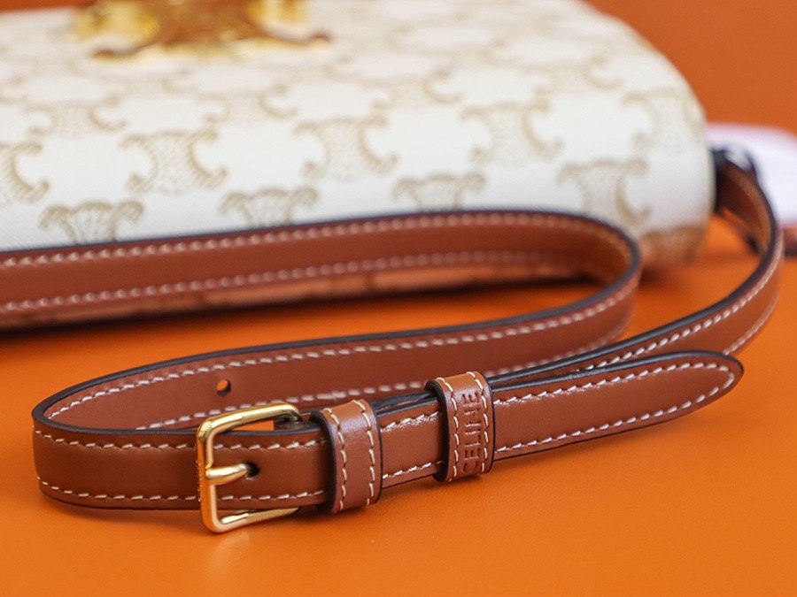 TEIOMPHE 凱旋門 腋下包 白花_9