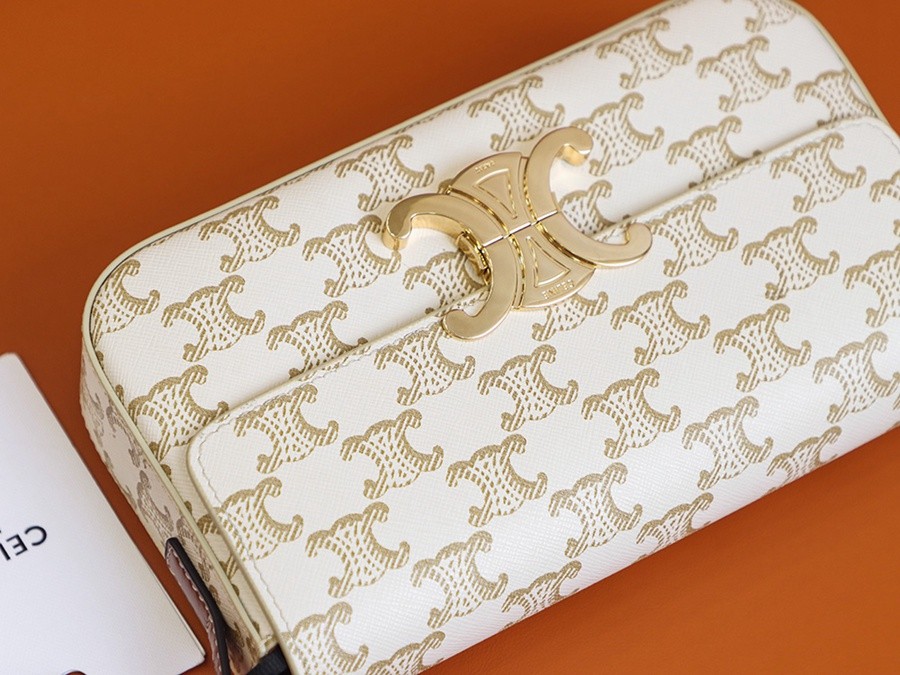 TEIOMPHE 凱旋門 腋下包 白花_13