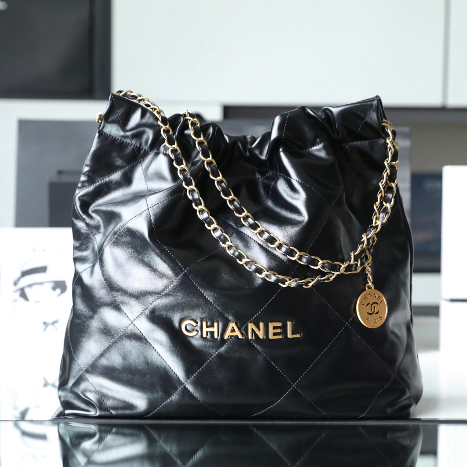 小香 22Bag 中號 黑牛皮_1