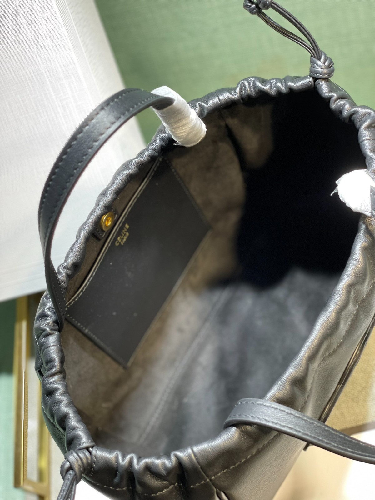 Celin Mini CUIR CABAS牛皮革抽繩包  黑色_6