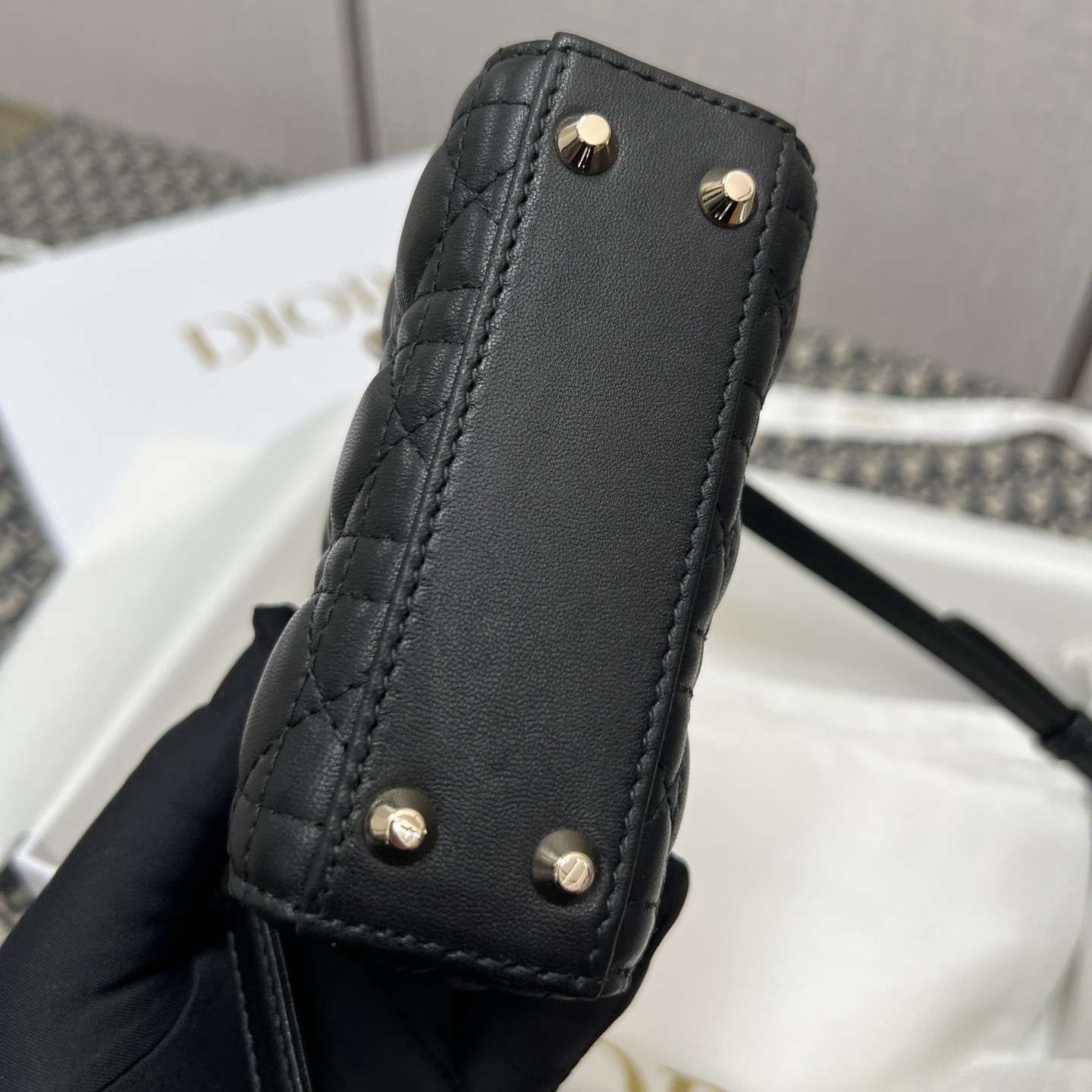 Lady戴妃包超迷你黑色羊皮_3