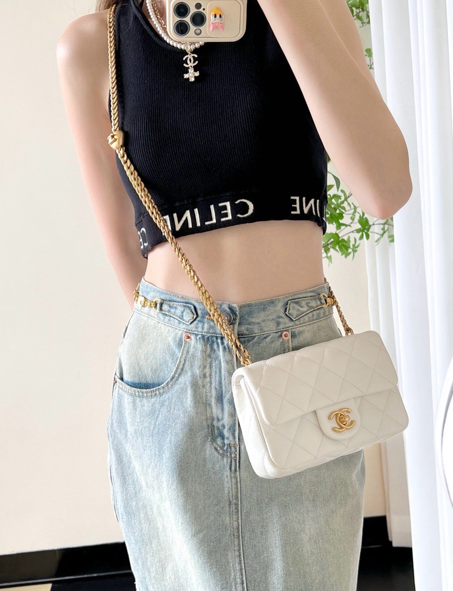 24P 愛心扣口蓋包 白色 小號_6