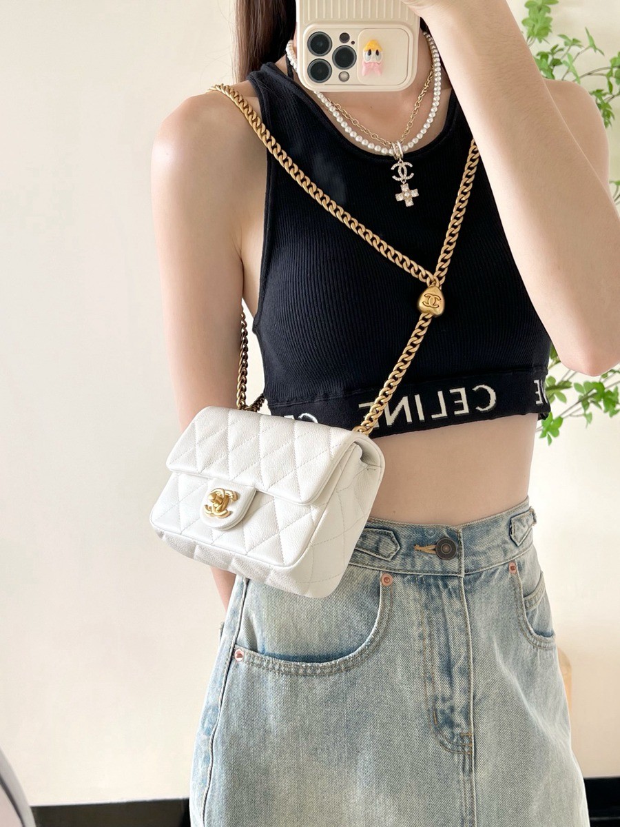 24P 愛心扣口蓋包 白色 小號_8