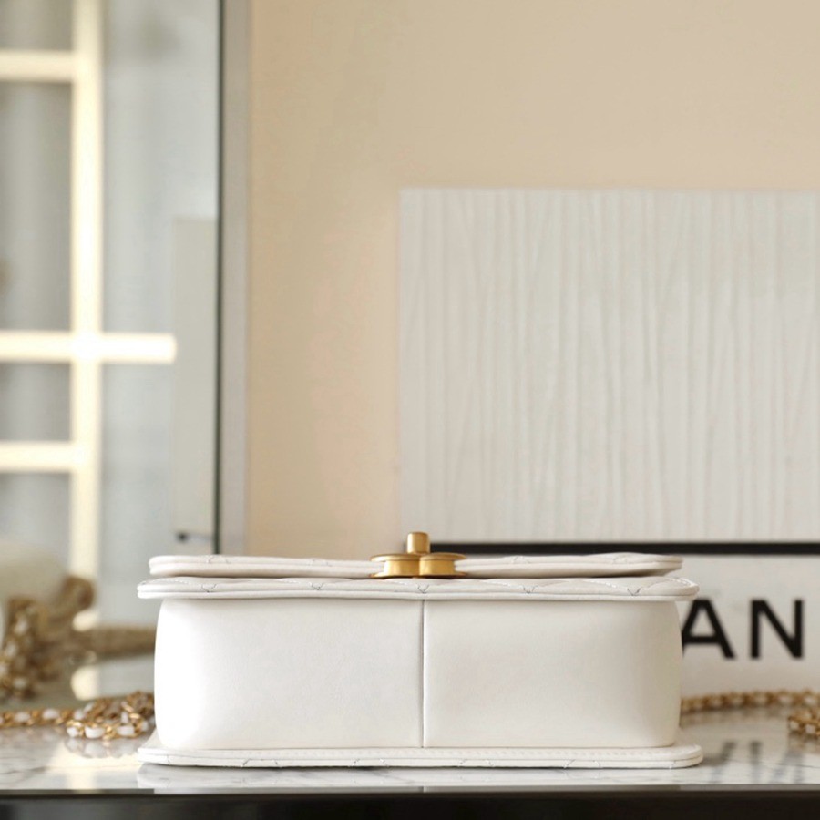 24C 雙金珠口蓋包 白色 中號_5