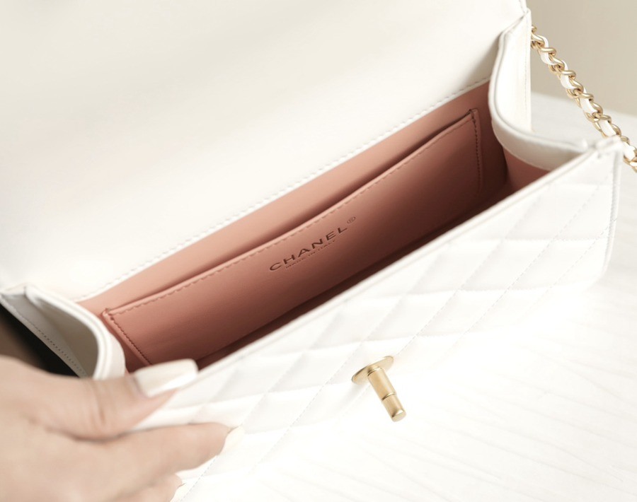 24C 雙金珠口蓋包 白色 中號_6