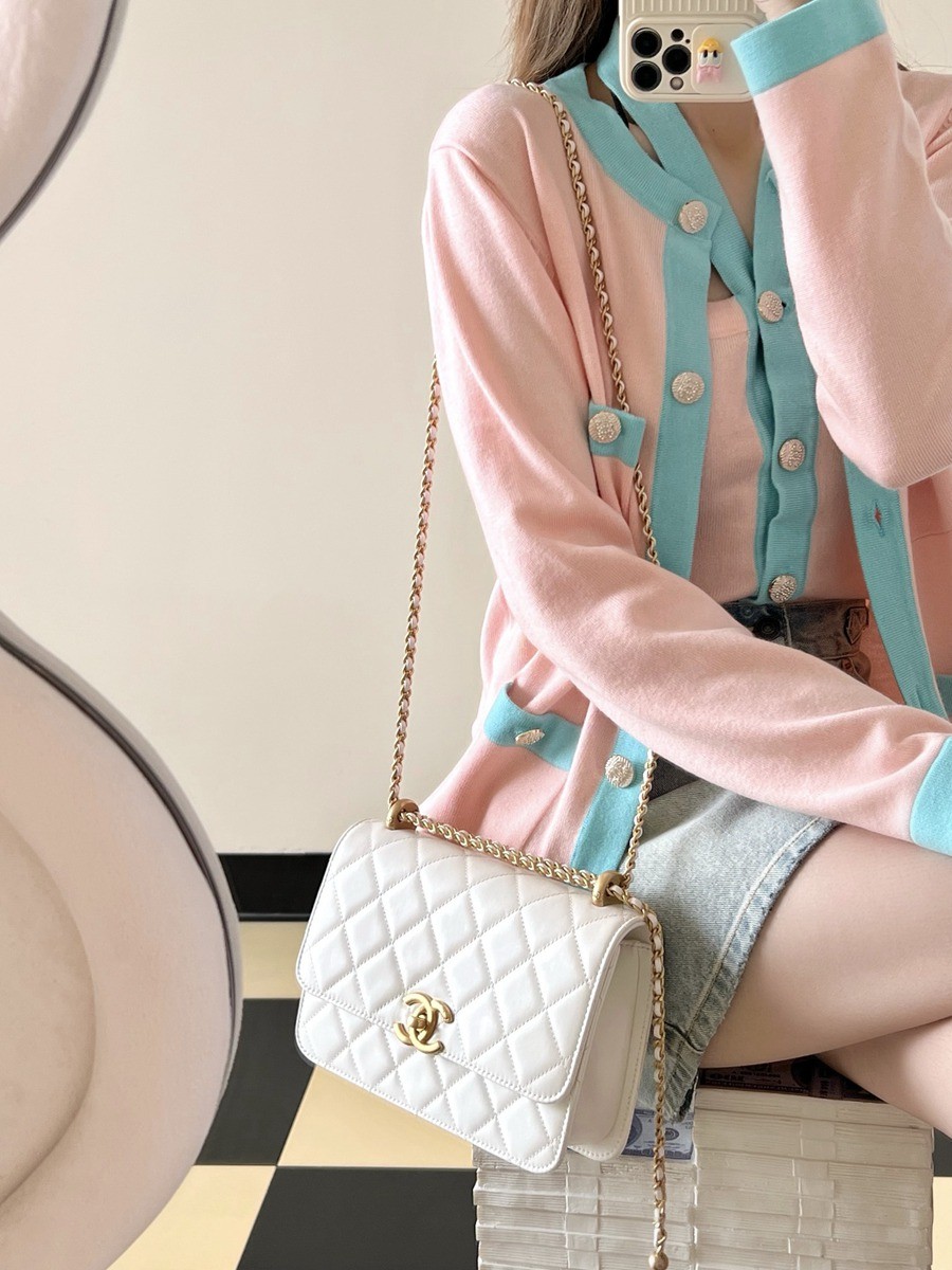 24C 雙金珠口蓋包 白色 中號_9