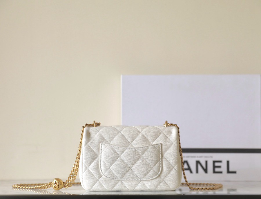 24P 愛心扣口蓋包 白色 小號_2