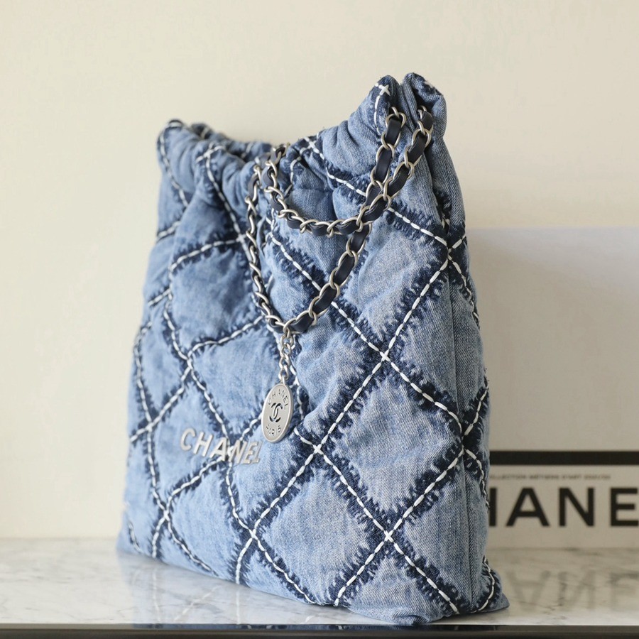 24P 春夏22Bag 丹寧牛仔 經典菱格絎縫做舊 中號_2