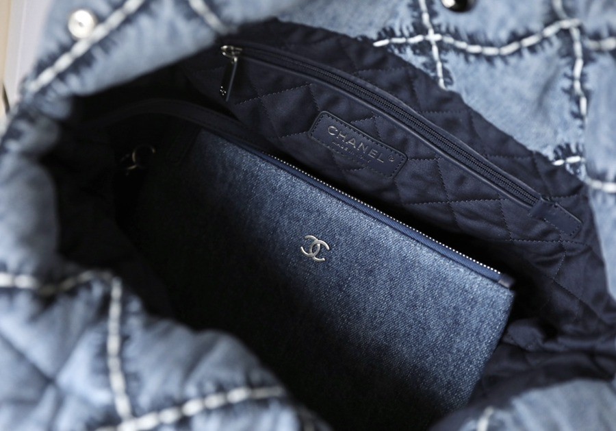 24P 春夏22Bag 丹寧牛仔 經典菱格絎縫做舊 中號_6