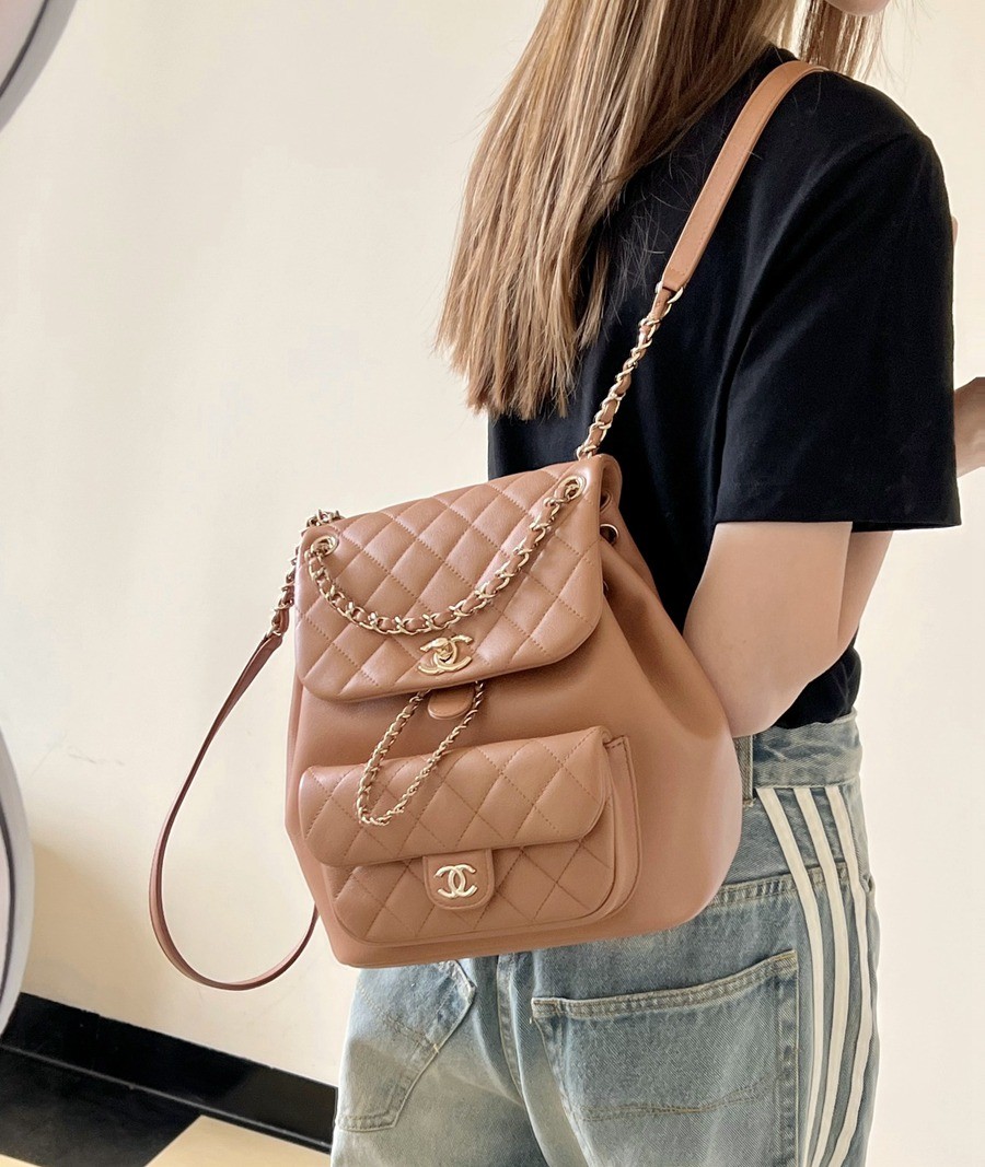 24P春夏新色 Duma雙肩背包 焦糖色_7