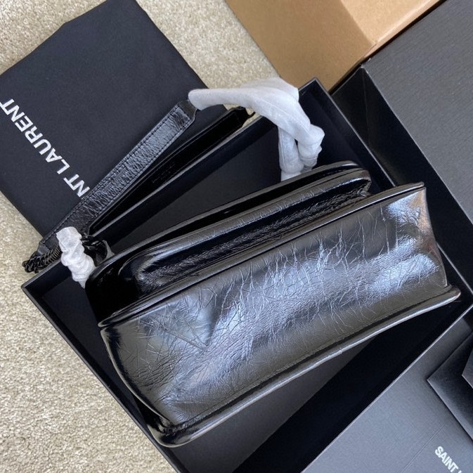 NIKI 小號油臘黑皮_3