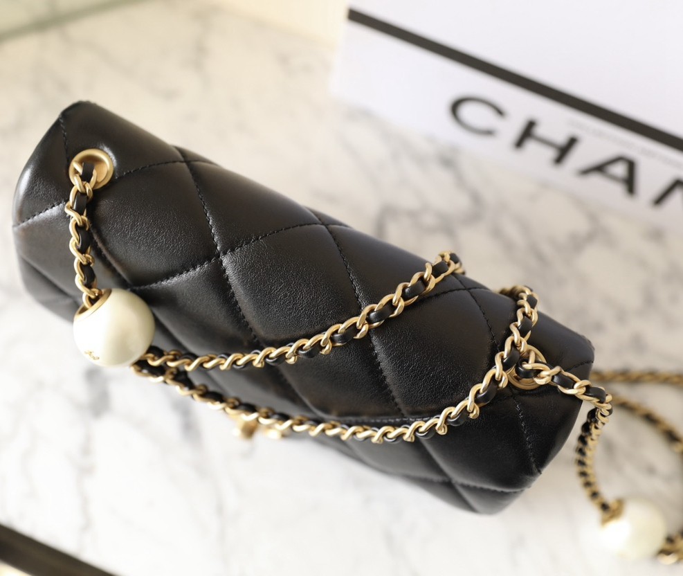 小香 CF雙珍珠大Mini羊皮 黑金_2