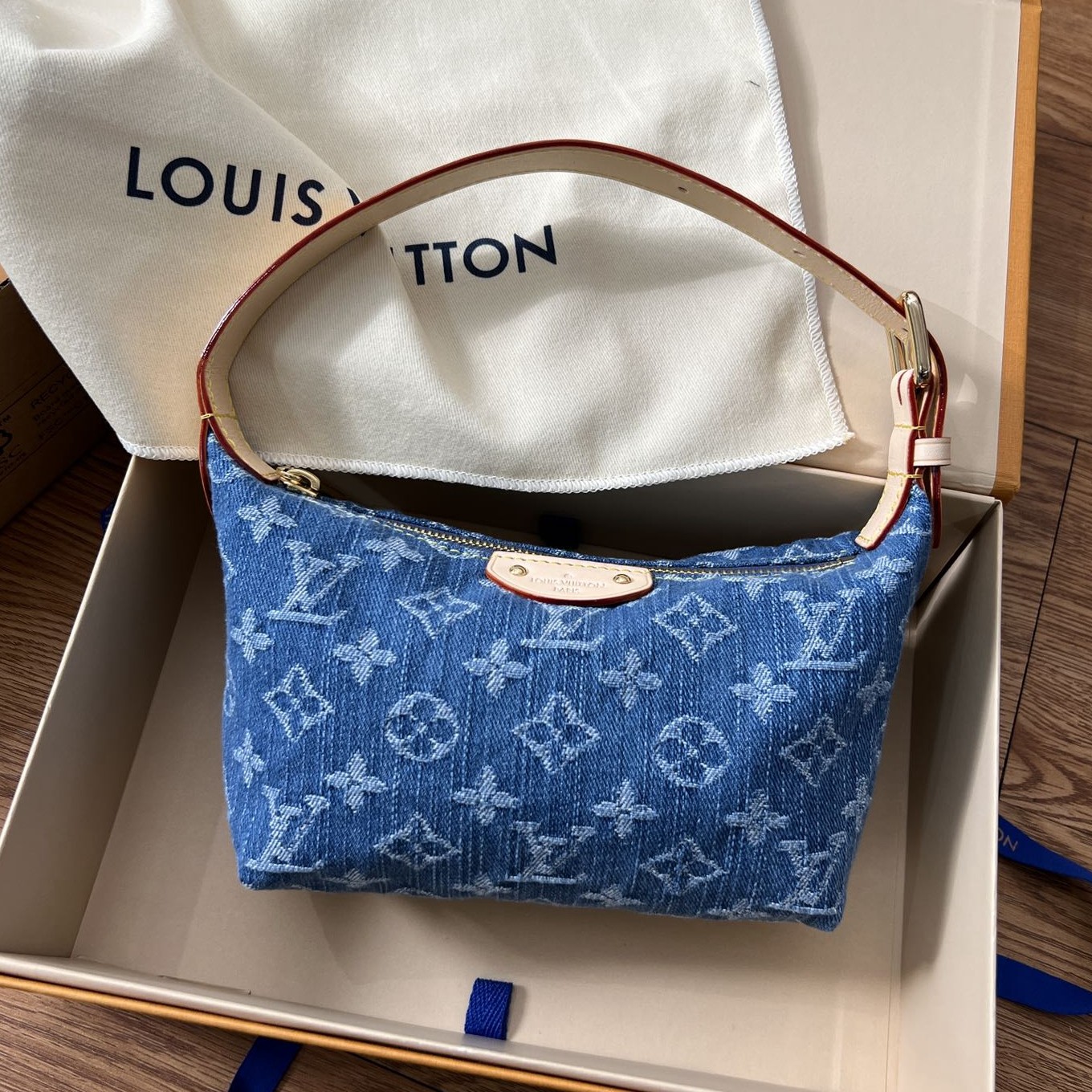 Hills Pochette丹寧牛仔包_2