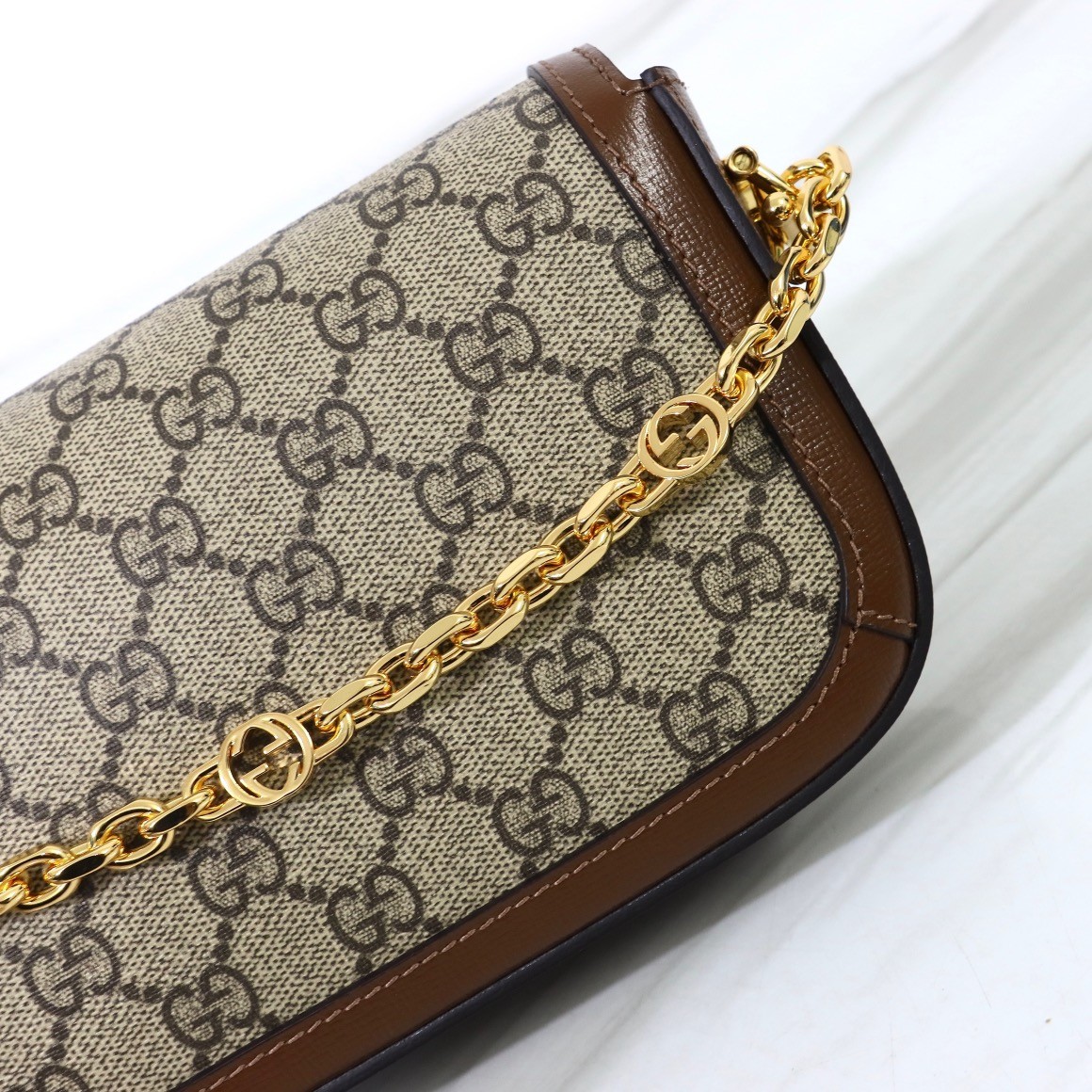 735178 Horsebit 1955 法棍包 焦糖色_5