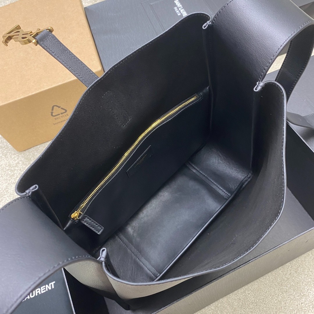 713938 LE 5A7小號 黑色牛皮_6