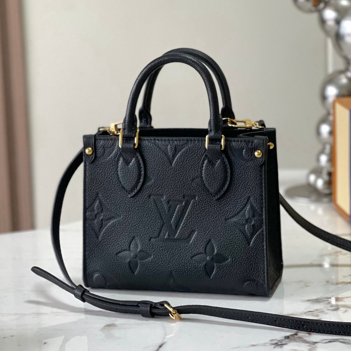 M46993 OnTheGo BB黑色_1