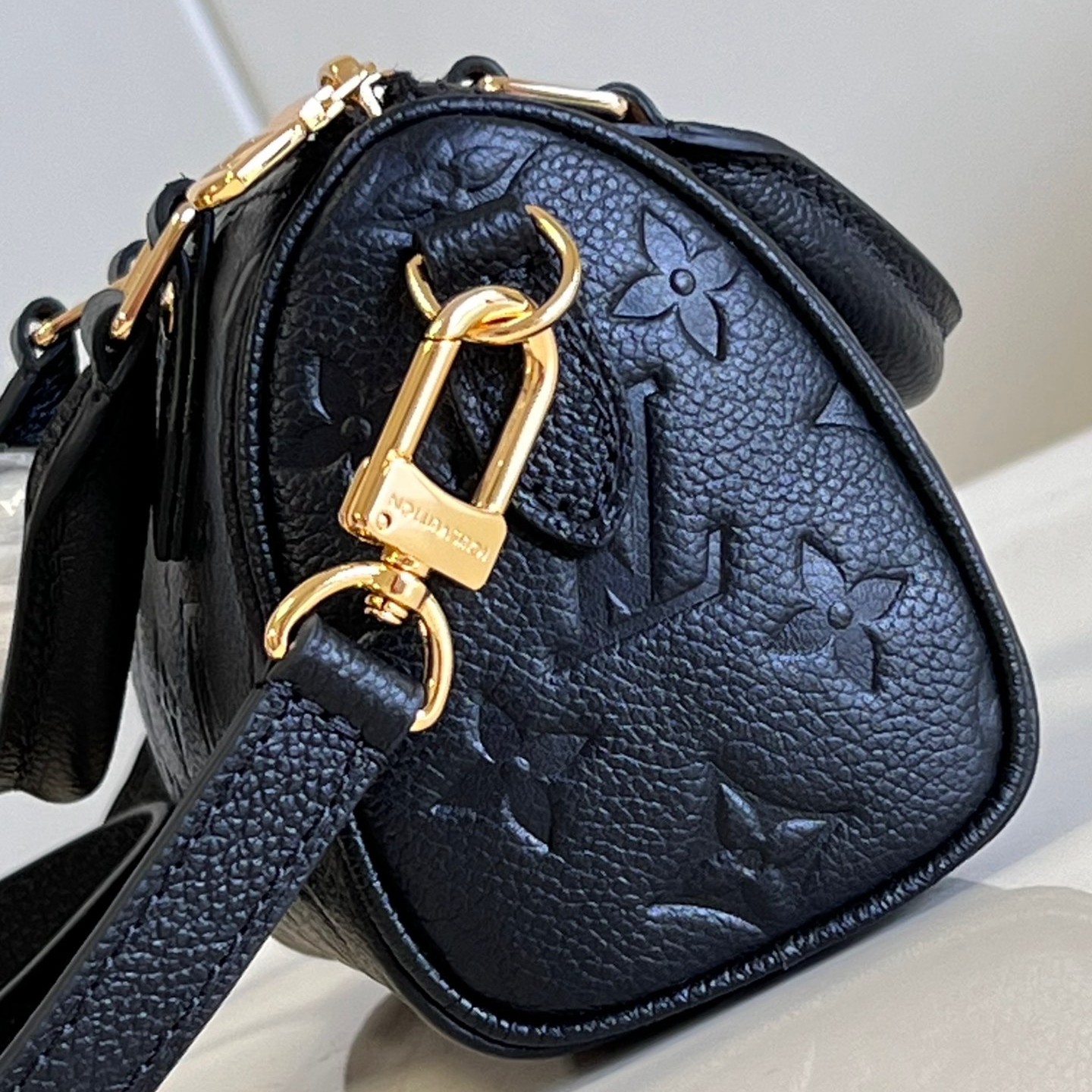 M82450 Nano Speedy 黑壓花_2