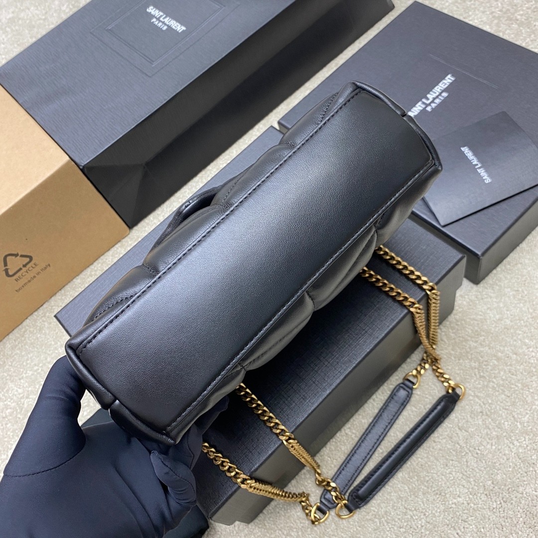 Loulou Puffer 迷你鏈條包羊皮 黑銀_4