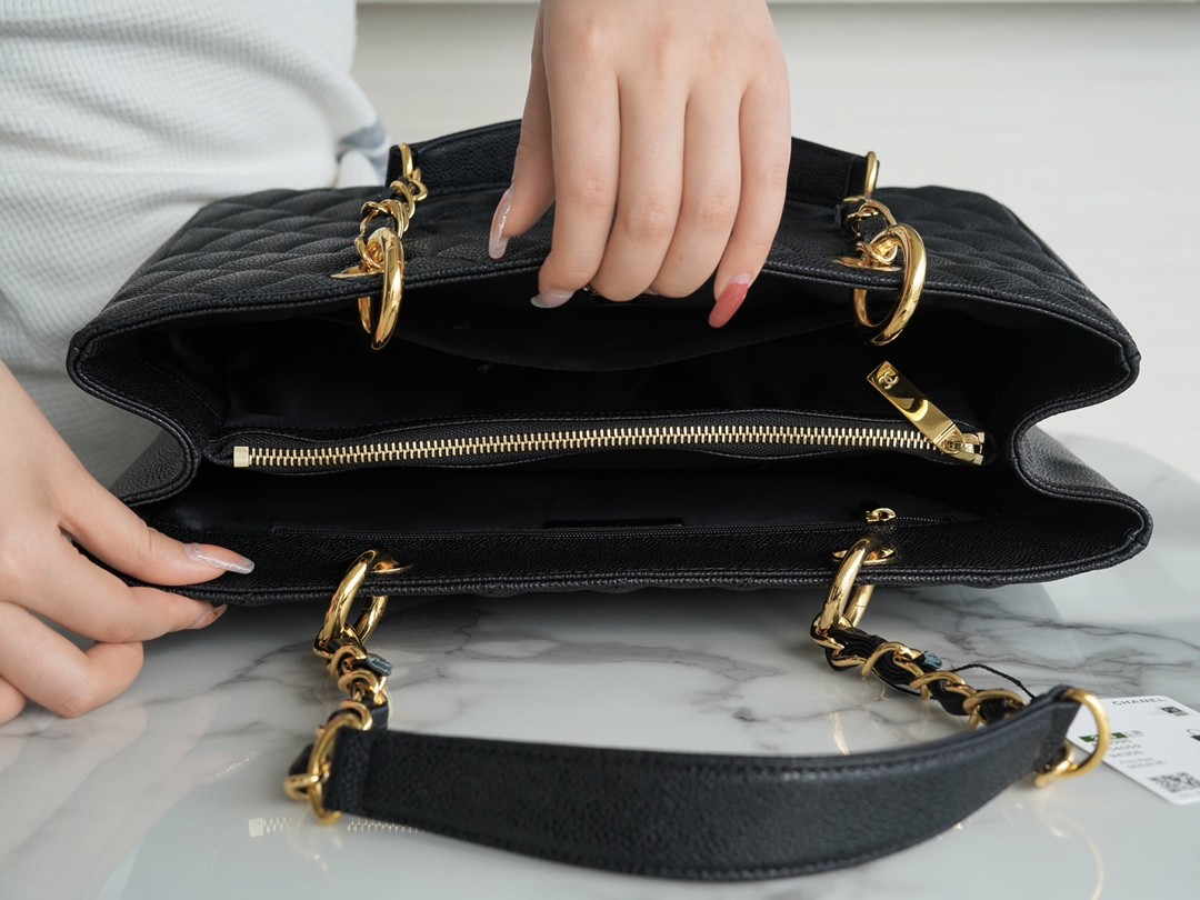 小香 GST 購物袋黑金_6