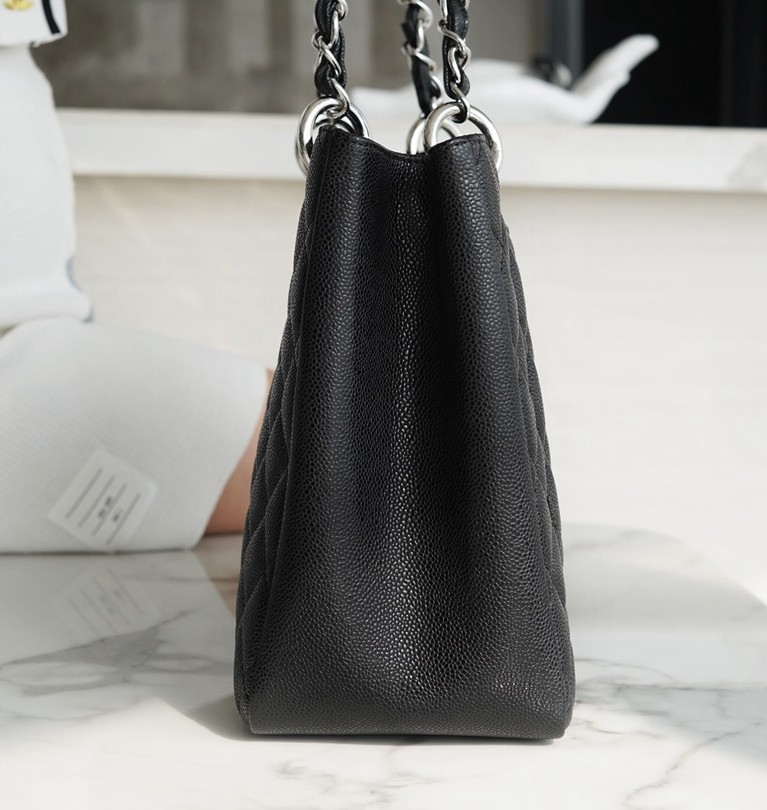 小香 GST 購物袋黑銀_3