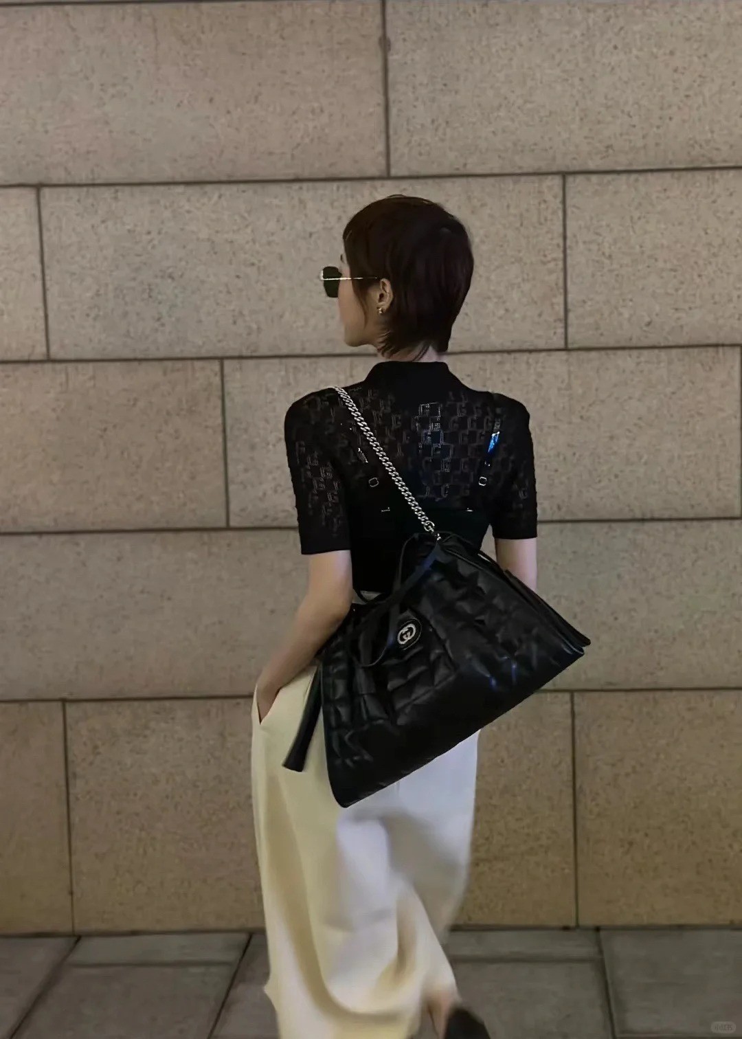 Deco系列中號絎縫托特包_7