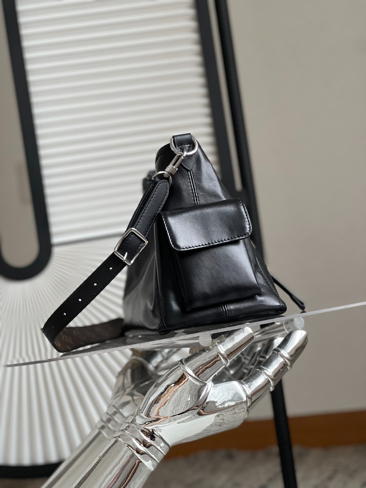 CarryAll Cargo小號手袋  M24861_5