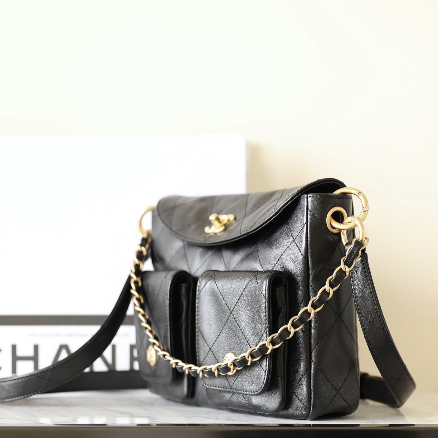 24P 春夏嬉皮郵差包 黑色 小號_3