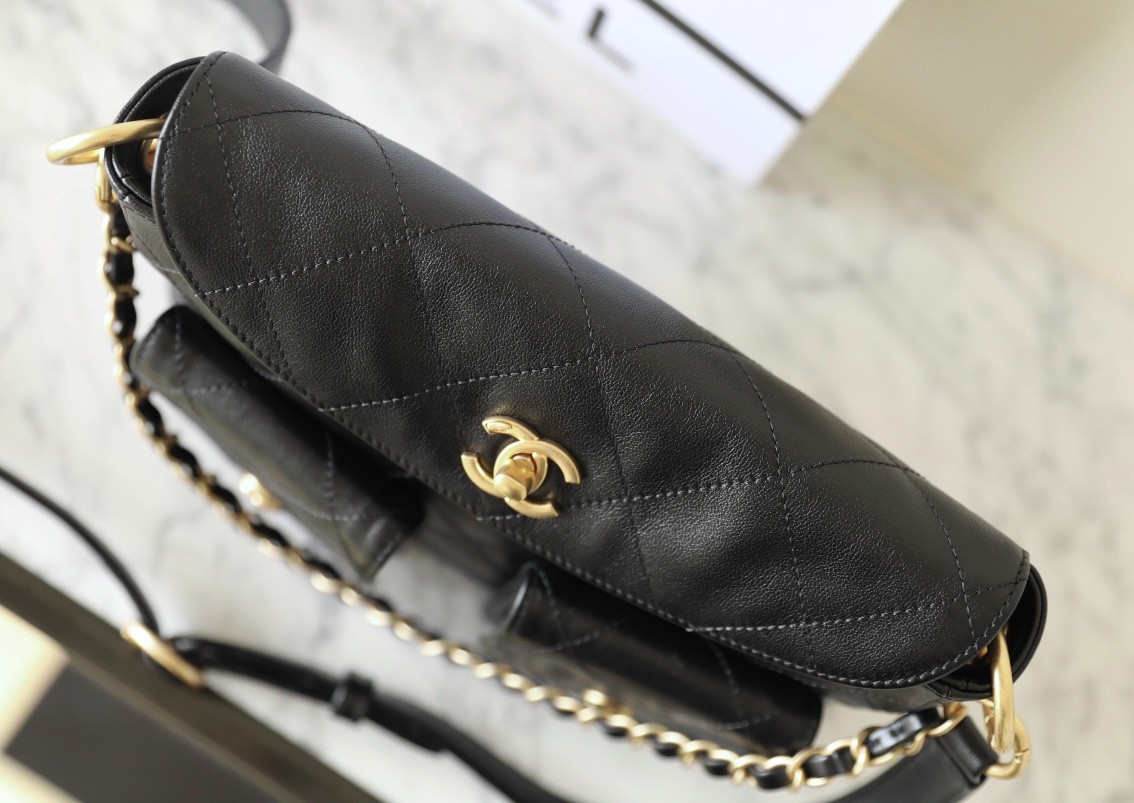 24P 春夏嬉皮郵差包 黑色 小號_5