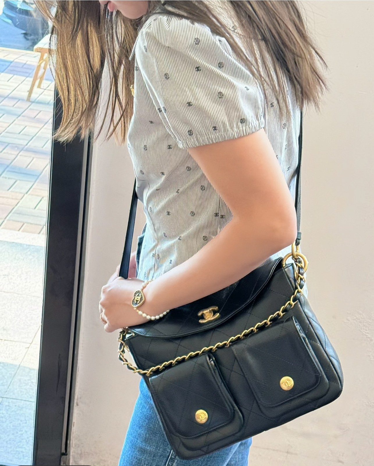 24P 春夏嬉皮郵差包 黑色 小號_8