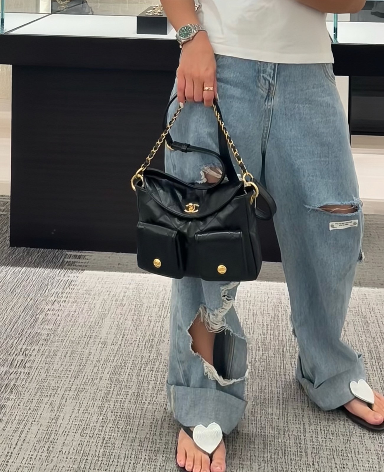 24P 春夏嬉皮郵差包 黑色 小號_9