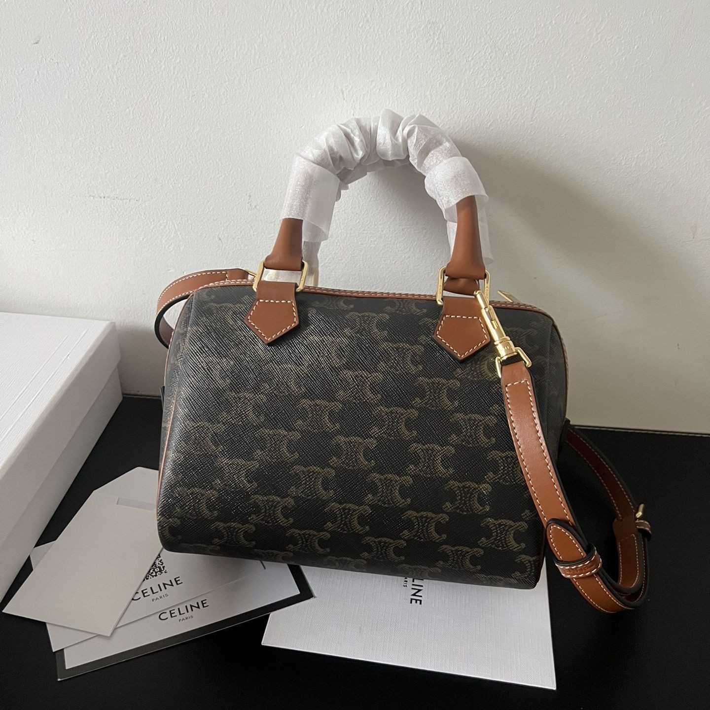 Triomphe Canvas小號老花波士頓包_1