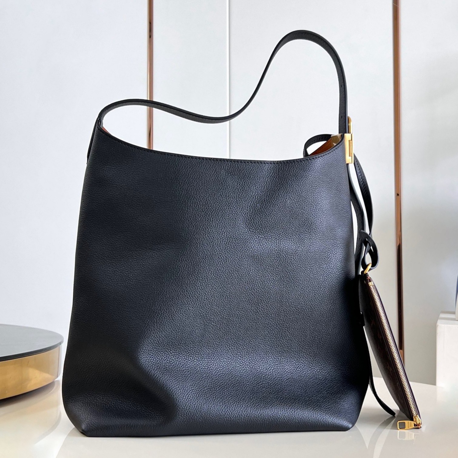 M24856 Low Key Hobo中號黑色_3